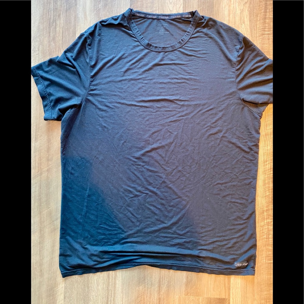 Calvin Klein Tshirt